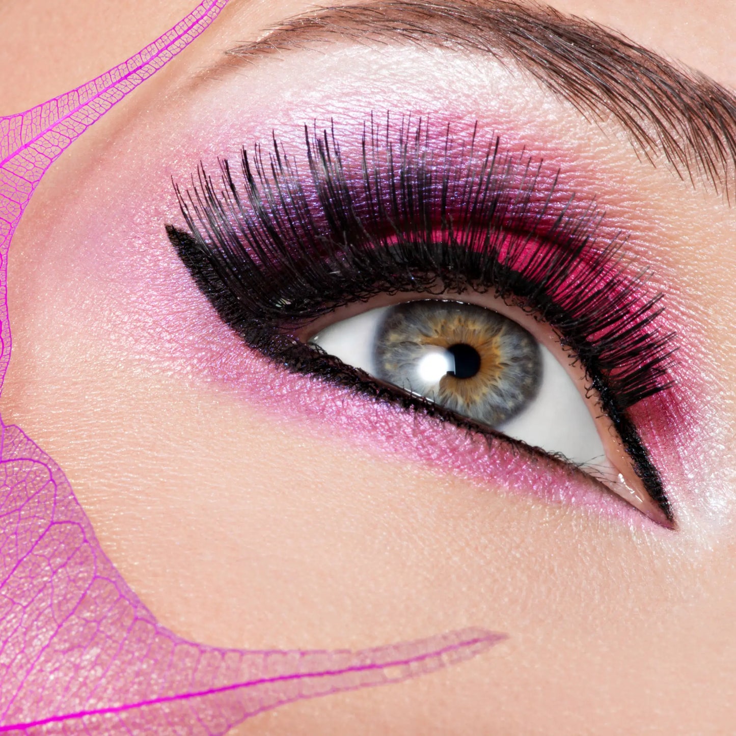 BoldLuxe Lash Serum Eye Liner